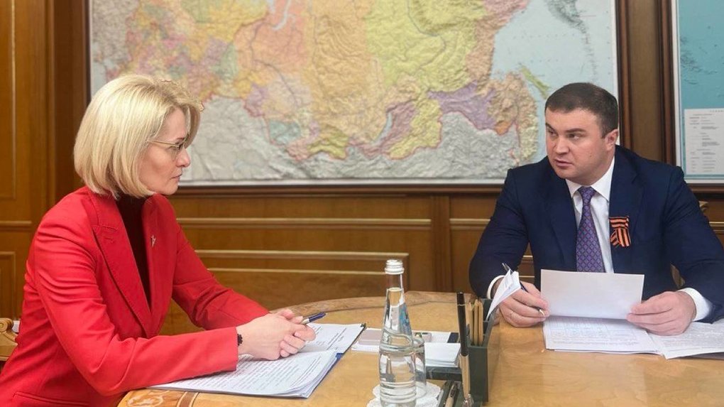 Виталий Хоценко обсудил с Викторией Абрамченко индивидуальный план развития Омской области