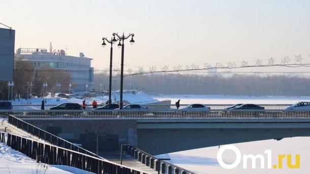 В Омске из-за наледи перестал ходить популярный маршрут