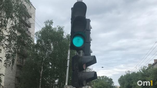 Новые светофоры за 10 млн рублей появятся на четырёх улицах Новосибирска
