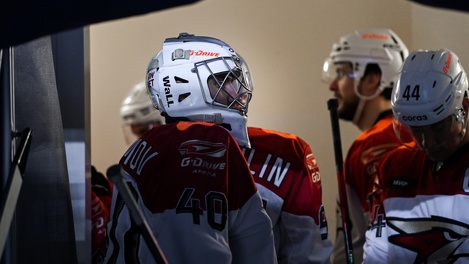 В «Авангарде» объяснили, куда исчез вратарь Станислав Галимов