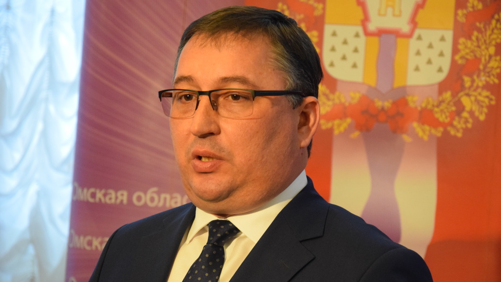 Министр финансов отчитался, за счет чего рос и снижался омский бюджет