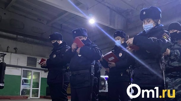 В Омске эвакуировали 5000 человек из торгового центра