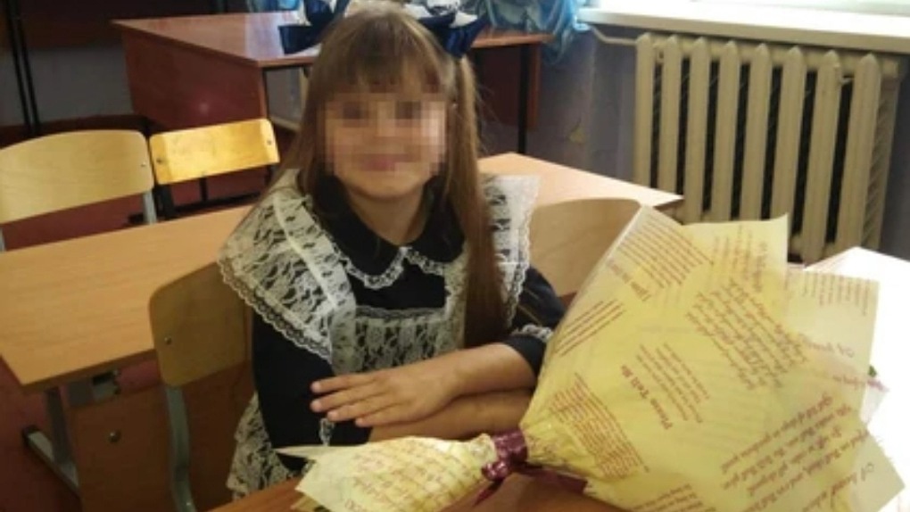 Изо рта пошла пена: 8-летняя девочка съела шоколадку и умерла в Новосибирской области