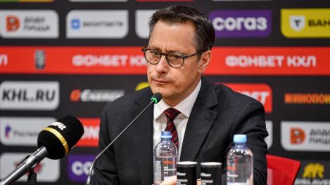 Главный тренер «Авангарда» Ги Буше назвал особенность в Омске, которая его удивила