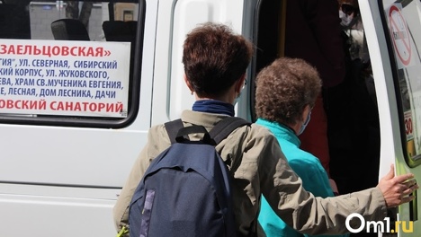 «Иди пешком»: в Омске водитель выгнал четвероклассницу из маршрутки из-за семи рублей