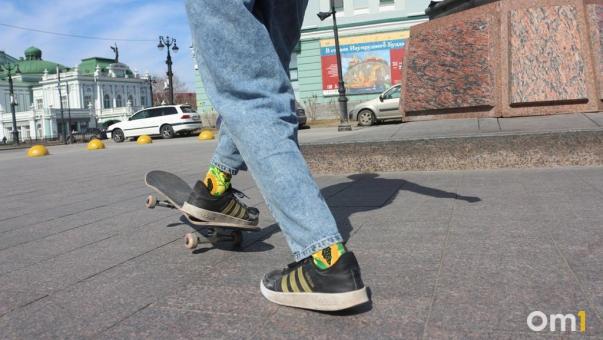 В центре Омска начал работать скейт-парк