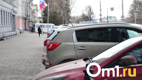 Цены на подержанные автомобили в Омске снизились почти на 40 %