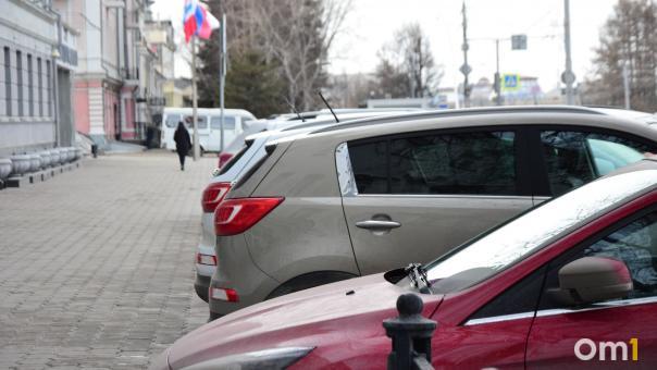Цены на подержанные автомобили в Омске снизились почти на 40 %