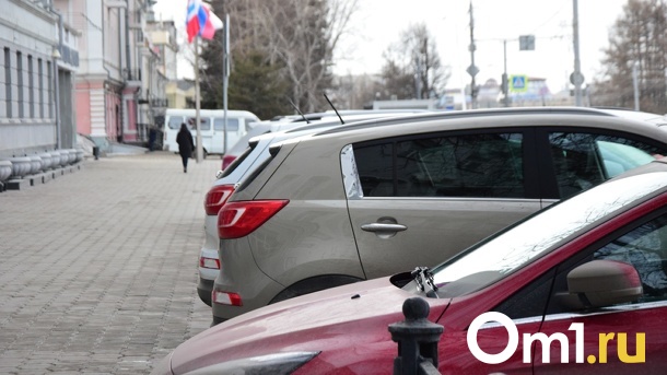 Цены на подержанные автомобили в Омске снизились почти на 40 %