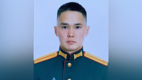 Выпускник новосибирского военного училища получил звание Героя РФ за спасение 150 сослуживцев на Украине
