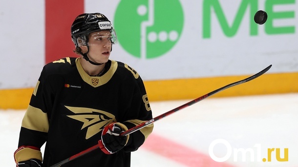 «Ставлю лайк»: Арсений Грицюк заявил, что омские болельщики воспитаннее московских