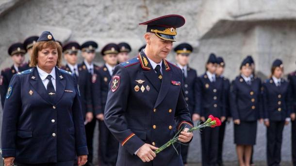 Хоценко и Шелест поздравили омских сотрудников полиции с праздником