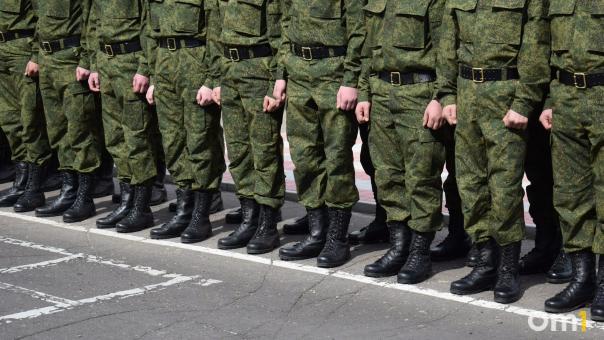 Не служивших в армии россиян не освободили от частичной мобилизации