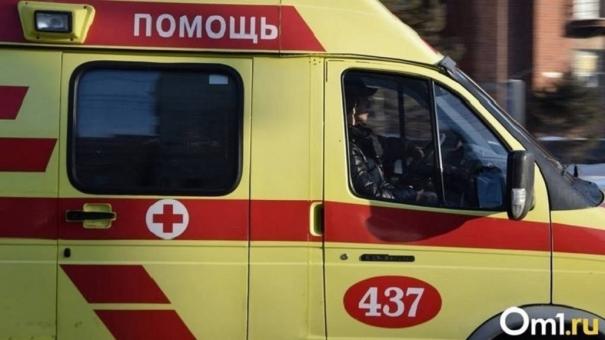 Труп мужчины нашли в многоквартирном доме в Новосибирске