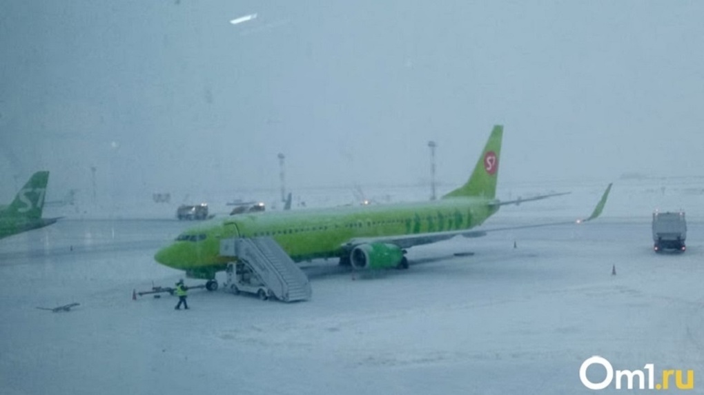Рейс из Новосибирска в Анталью задержали на 10 часов в аэропорту Толмачёво