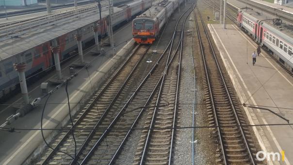 Новосибирская прокуратура проводит проверку из-за схода с рельс трёх железнодорожных платформ