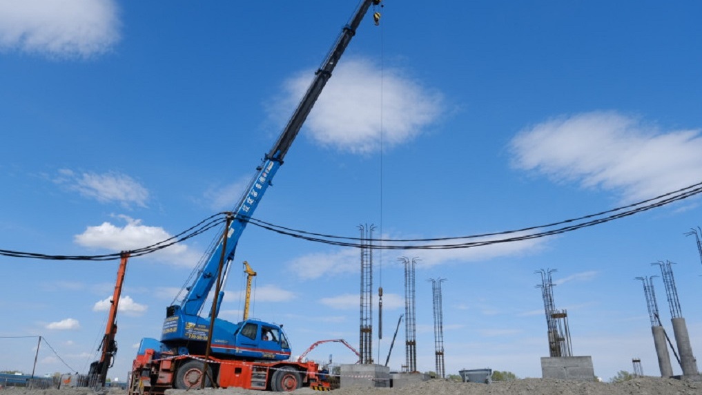 В Новосибирске строительство новой ледовой арены закончат летом 2022 года