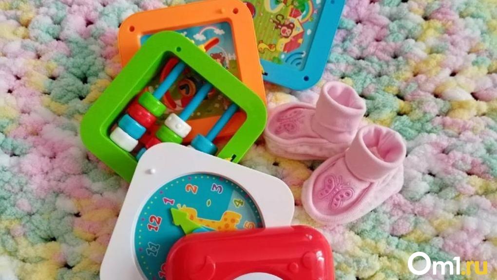 Женевьева и Кирьян: названы необычные имена, которые омичи давали своим детям в апреле