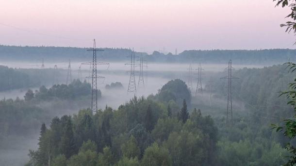 Омских энергетиков перевели в режим повышенной готовности из-за приближающейся бури