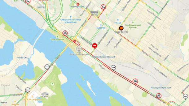 6 ноября для новосибирцев началось с многокилометровых пробок