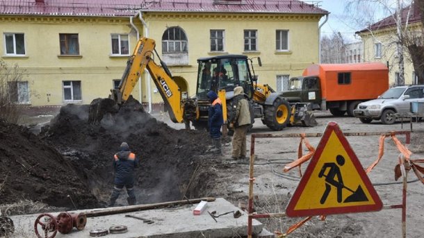 Мэр Омска распорядился поднять зарплату рабочим муниципальной компании