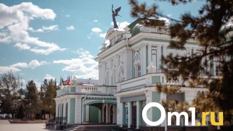 В Омске продают коллекцию старинных открыток за 100 000 рублей