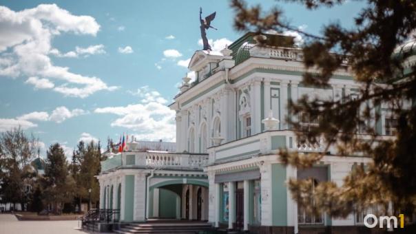 В Омске продают коллекцию старинных открыток за 100 000 рублей