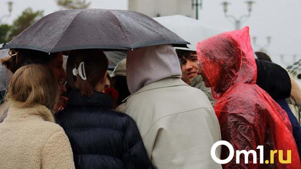 Лето закончилось? Омичам рассказали, сколько дождливых дней будет в августе