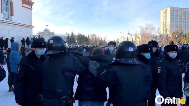 Россия отправит своих военных в Казахстан