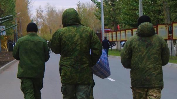 Омичка пожаловалась губернатору, что не может подтвердить участие своего сына в СВО