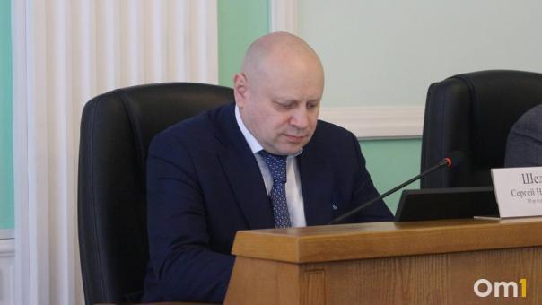 Мошенники выманивают деньги у омичей, притворяясь мэром Шелестом