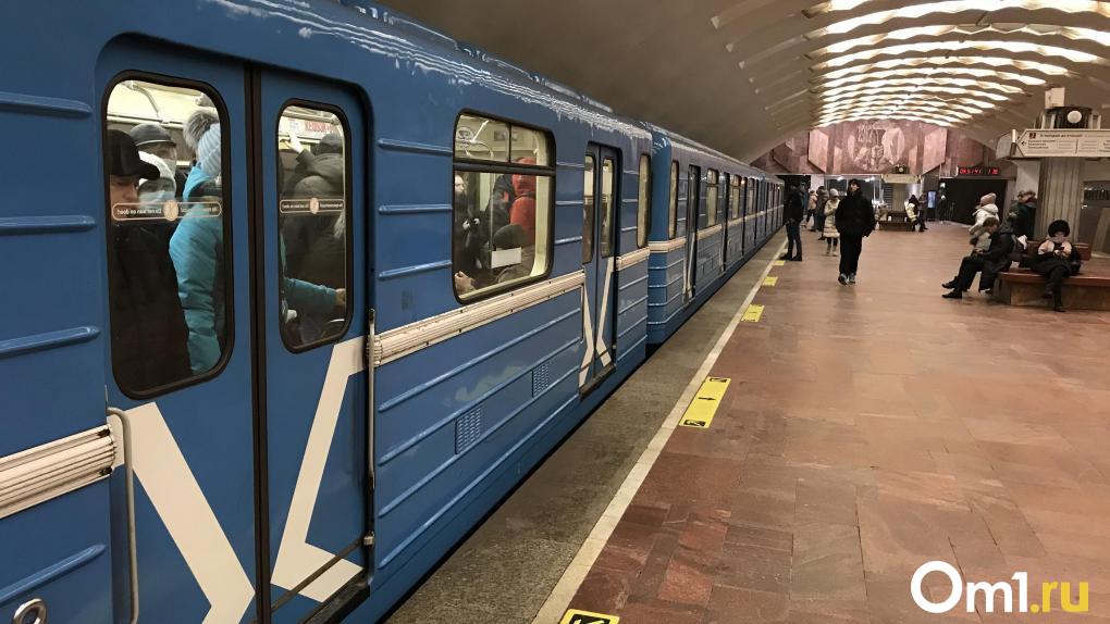 На «красной ветке» Новосибирского метро появился высокоскоростной интернет