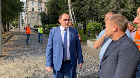 По поручению Губернатора Андрея Травникова начался ремонт участка проспекта Дзержинского в Новосибирске