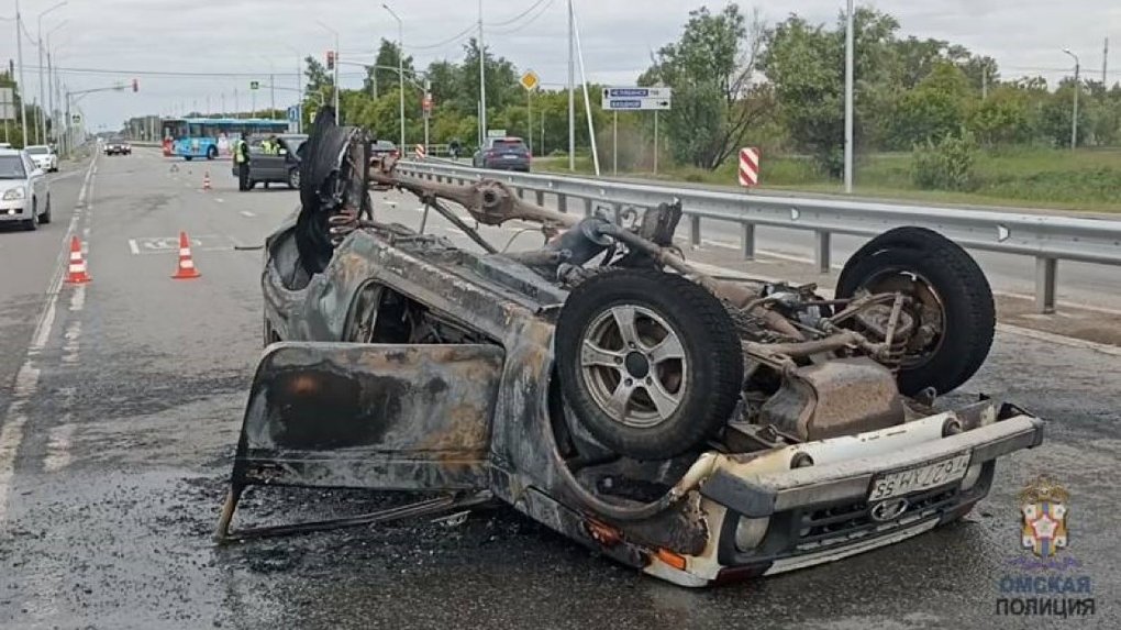 В страшном ДТП на трассе в Кировском округе сгорел водитель «Нивы»