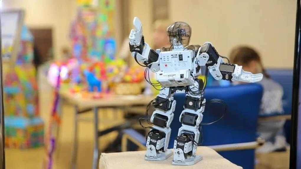 В Омске проходит восьмой по счёту фестиваль роботов