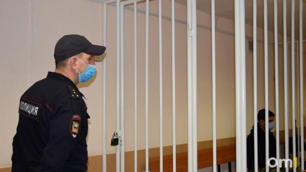 Украли 67 миллионов рублей: работников Новосибирского авиаремонтного завода осудили за растрату