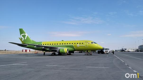 Авиакомпания S7 Airlines начала предлагать вино на рейсах из Новосибирска в Москву
