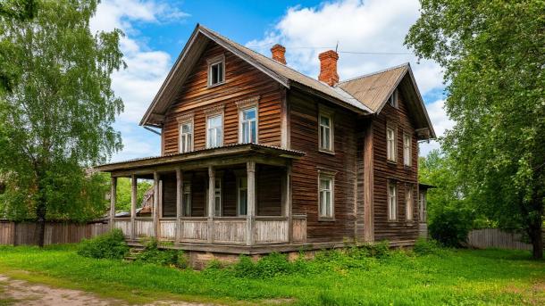 Дом за рубль в Кузбассе: 14 старинных зданий ждут реставраторов