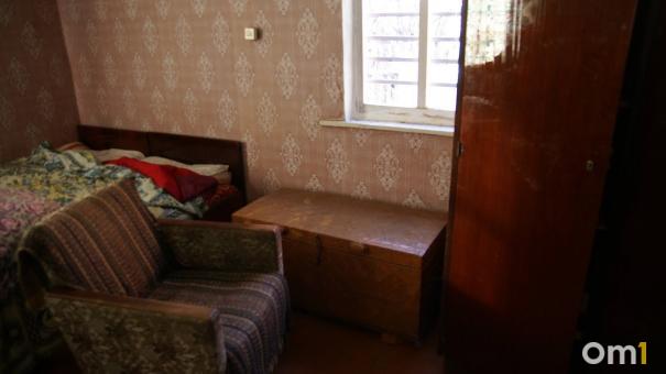 Омичи отмечали майские праздники рядом с разлагающимся телом человека
