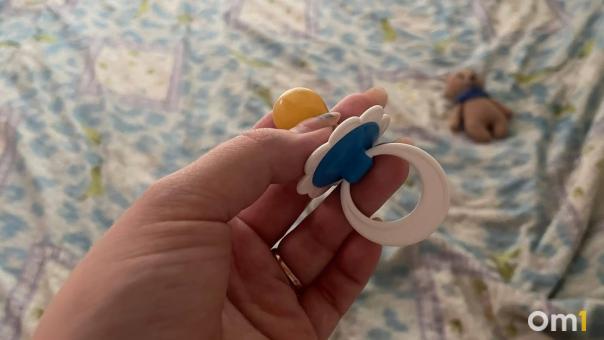Омичка, которая напала на медсестру, подозревается в избиении собственного пятимесячного ребёнка