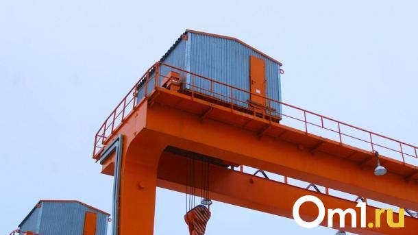 Строителям, которые завершат проблемную школу в Исилькуле, обещают 500 миллионов