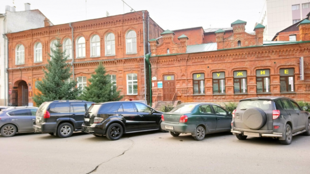 В Новосибирске снесут незаконную надстройку на купеческих домах XIX века