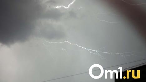 Сильная гроза нарушила водоснабжение в нескольких районах Омской области