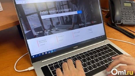 Продавцы, менеджеры, водители. Стало известно, каких работников больше всего не хватает в Омске