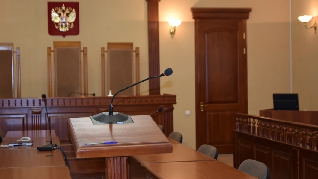 Появились подробности смерти омского бизнесмена в здании суда. Он был свидетелем