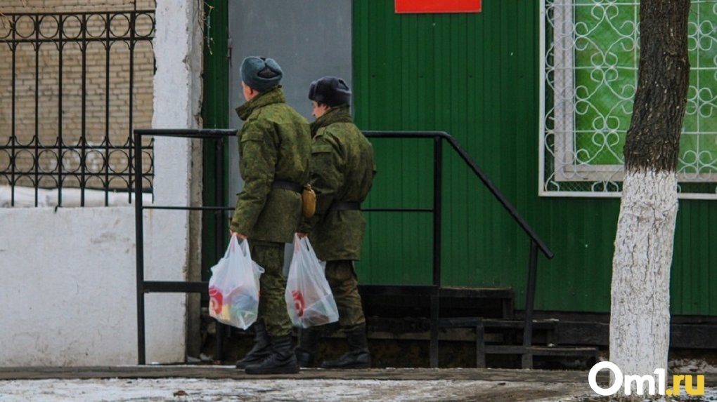Влажные салфетки, растворимые соки и сгущёнка: омские бойцы рассказали, что им нужно в зоне СВО