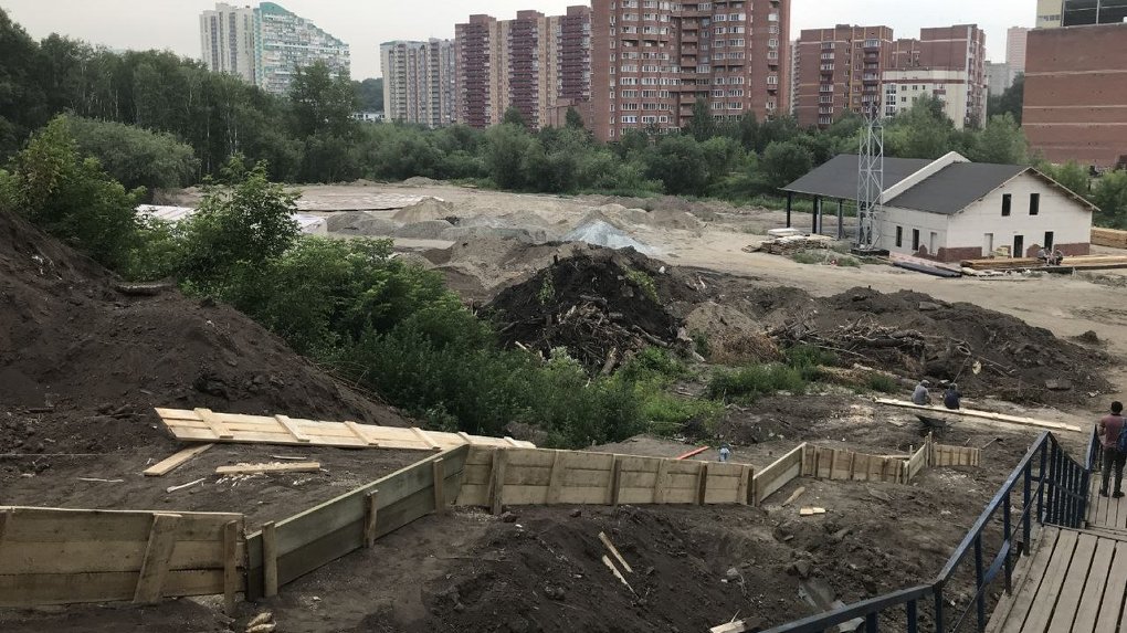 Мэр Локоть показал, что строят в новом парке «Каменка» в Новосибирске