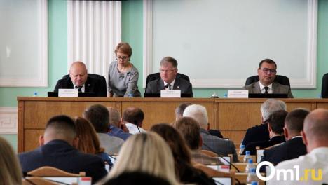 Аварийные дома и развязка у метромоста: горсовет выделил больше денег на важные задачи