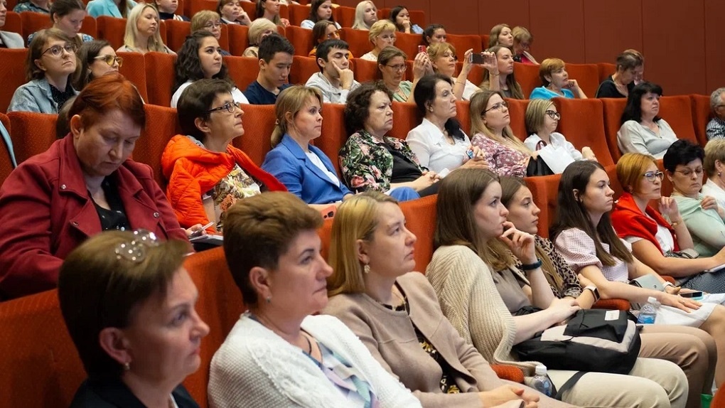 В Новосибирске прошёл II Национальный форум офтальмологов Сибири и Дальнего Востока — 2022