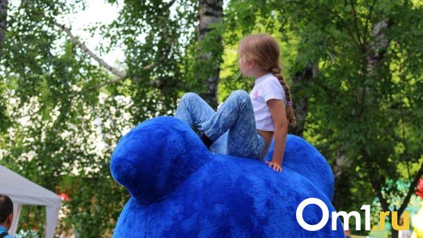 Более трёх тысяч омских семей получили маткапитал без подачи заявлений